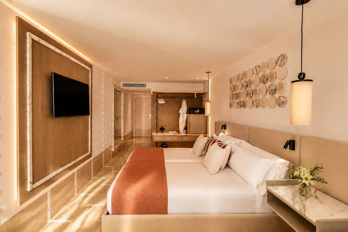 Ropa de cama de alta calidad, colchones viscoelásticos, minibar