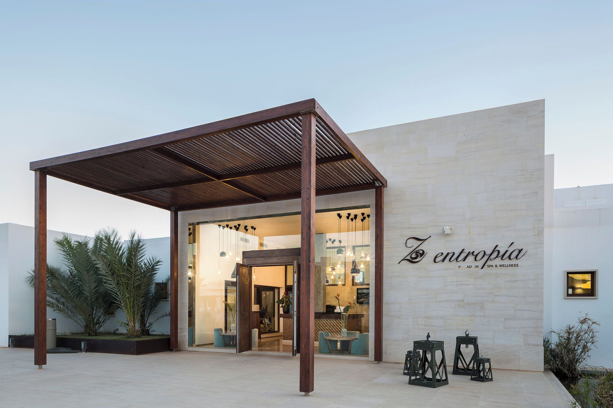 Sauna, hot tub, steam room, body treatments, hydrotherapy, facials