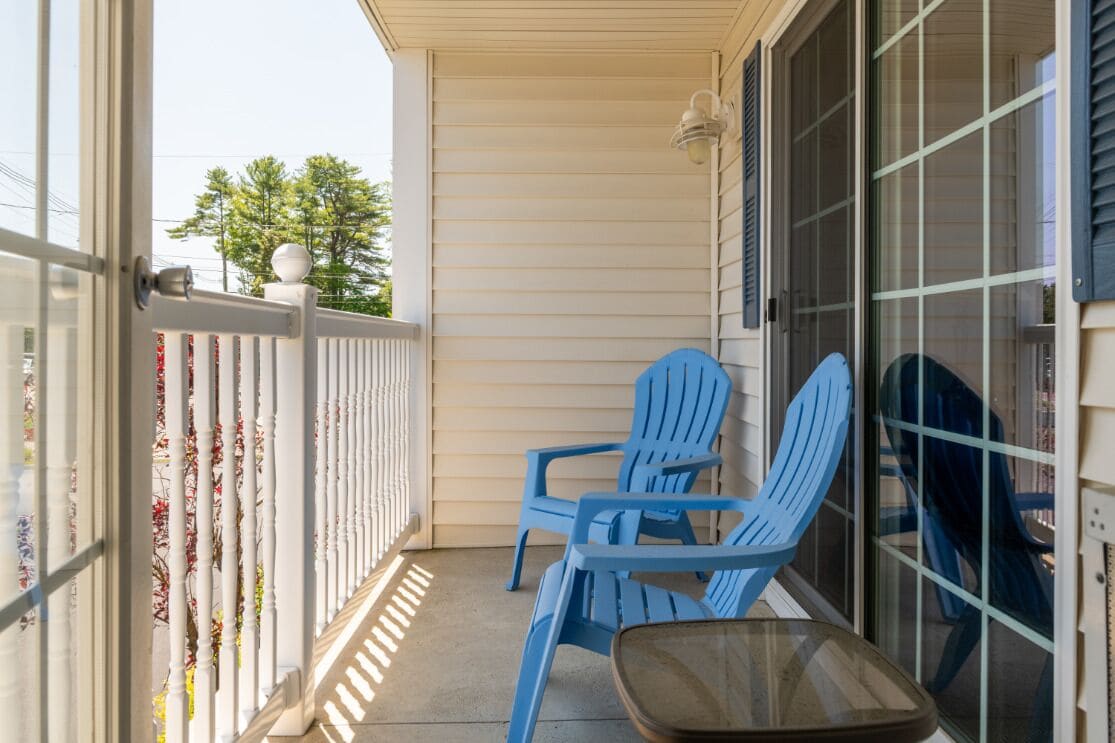 luxury suite, 1 bedroom, kitchenette | balcony