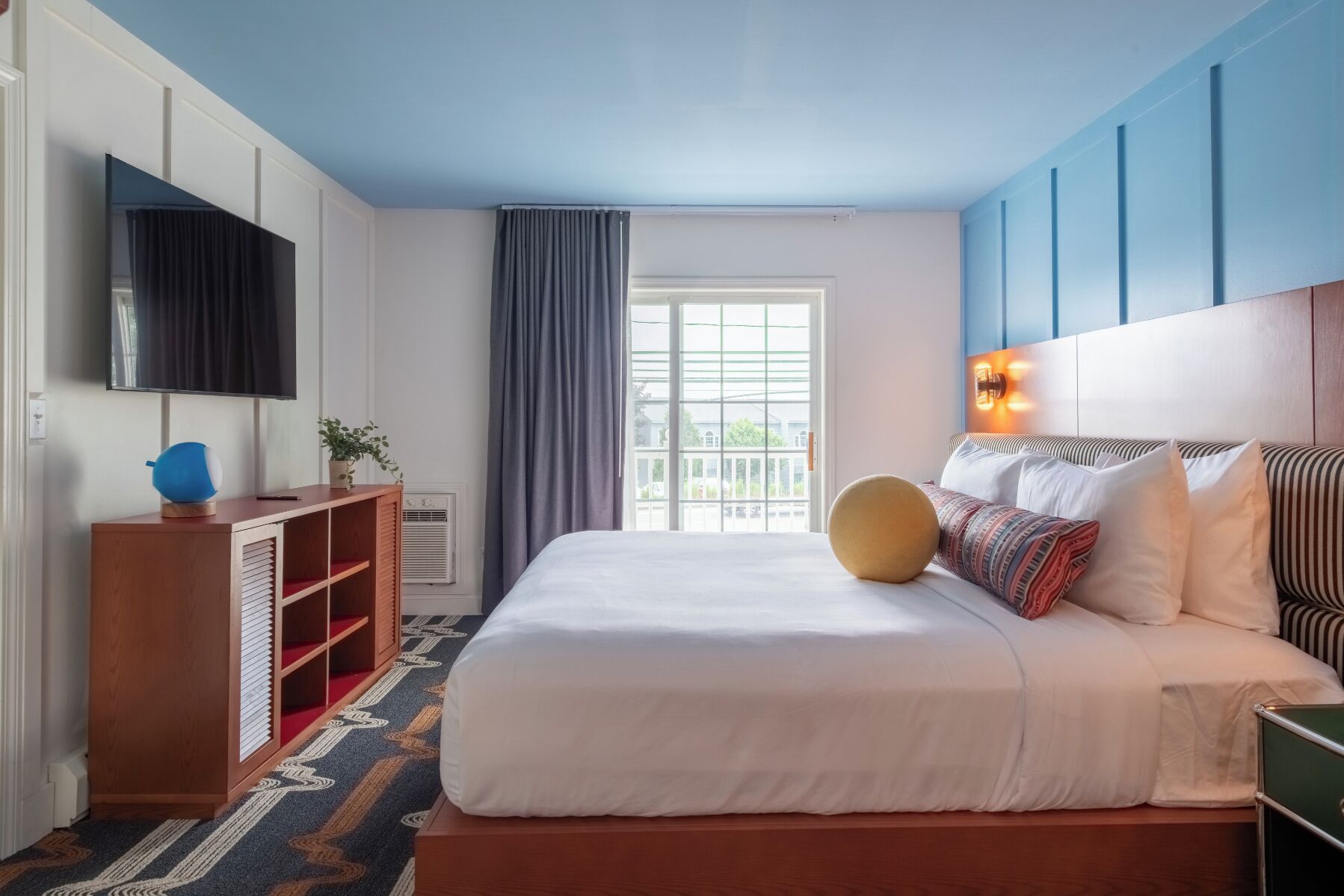 Suite de lujo, 1 habitación, cocineta | Decoración personalizada y muebles diferentes 