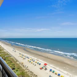 4 Bedroom Corner Suite | Balcony view