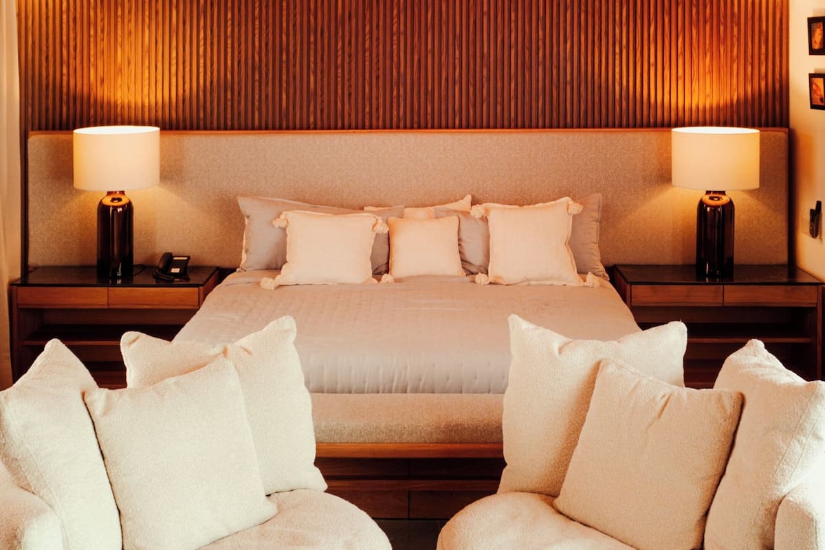 Honeymoon Double Room, Private Bathroom, City View (Celeste by El Dorado)