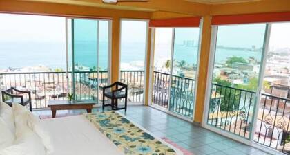Hostal Vallarta Suites