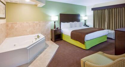 AmericInn by Wyndham Hartford SD