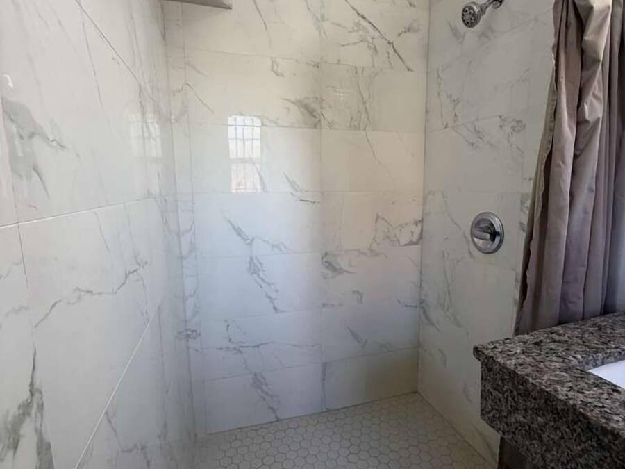 Amenidades de baño gratuitas y secadora de cabello