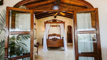 Royal Suite Celestial, 1 Queen Bed, Terrace, Bay View | Premium bedding, in-room safe, individually decorated