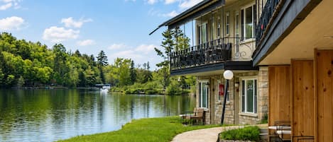 Deluxe Double Room, 2 Double Beds, Lake View, Lakeside | Terrace/patio