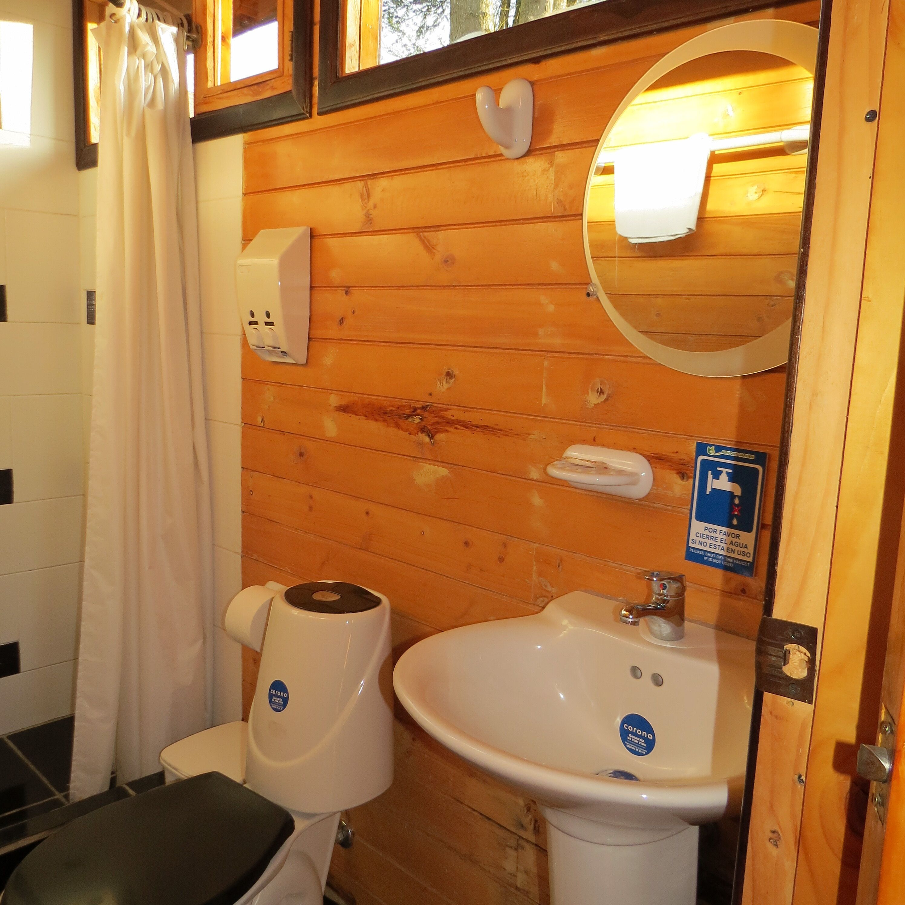 bungalow, 1 queen bed | bathroom | free toiletries, hair dryer, towels