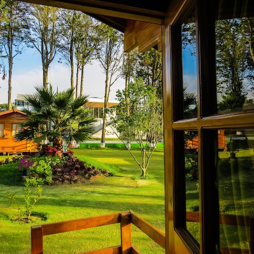 Hosteria Airport Garden