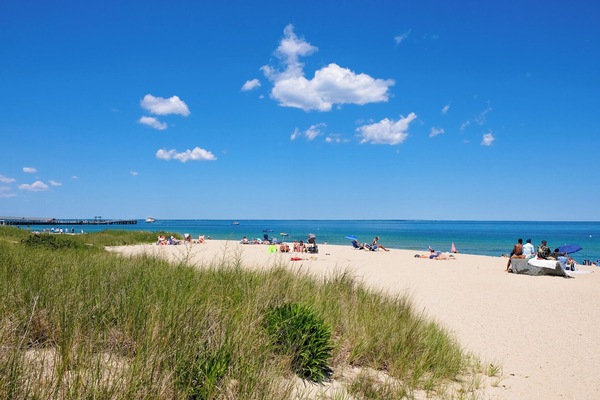 Beach nearby, beach towels