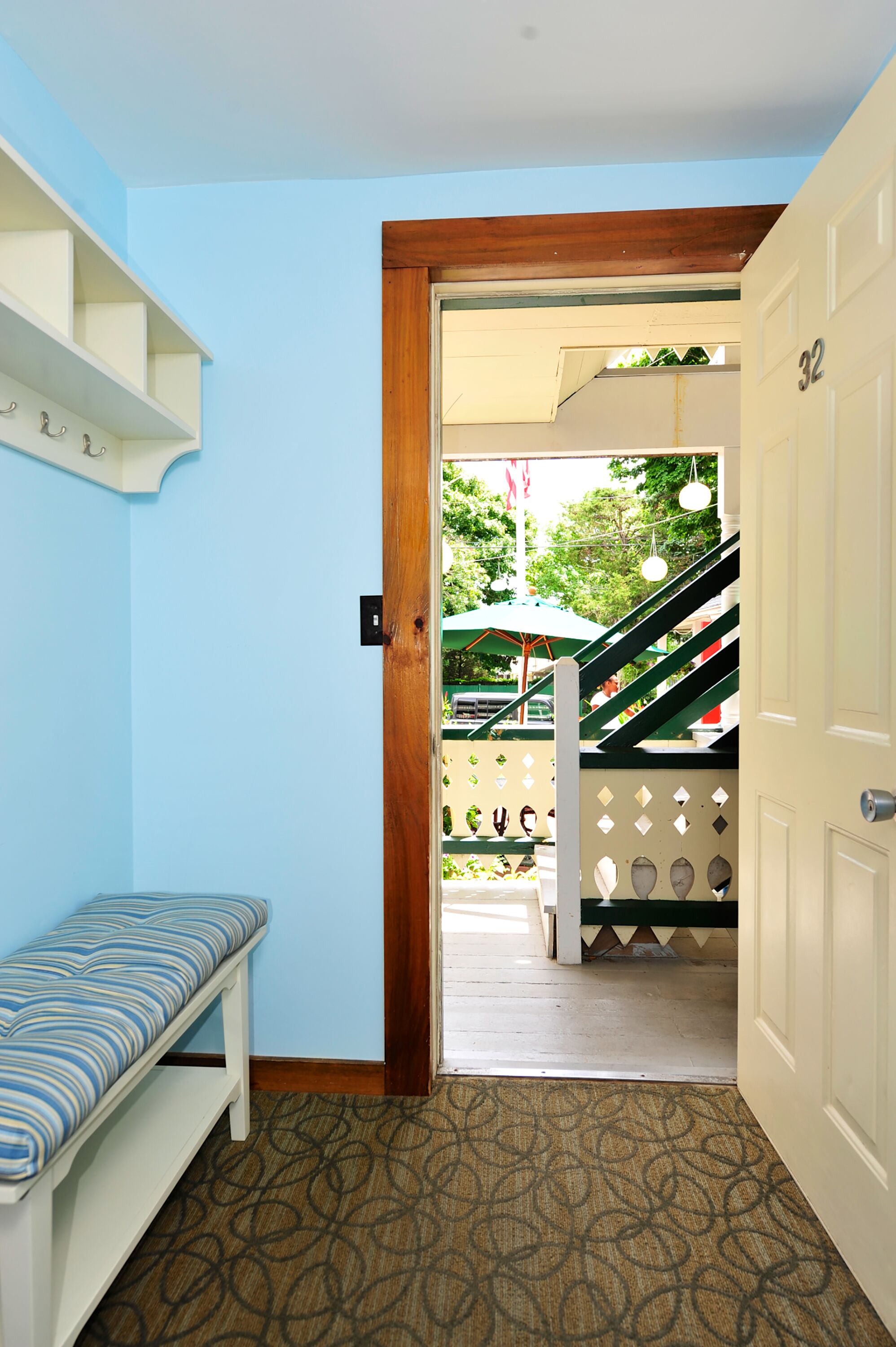 middle queen room  | iron/ironing board, free wifi, bed sheets