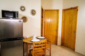 Private kitchenette - Connie's Comfort Suites (St. John's)