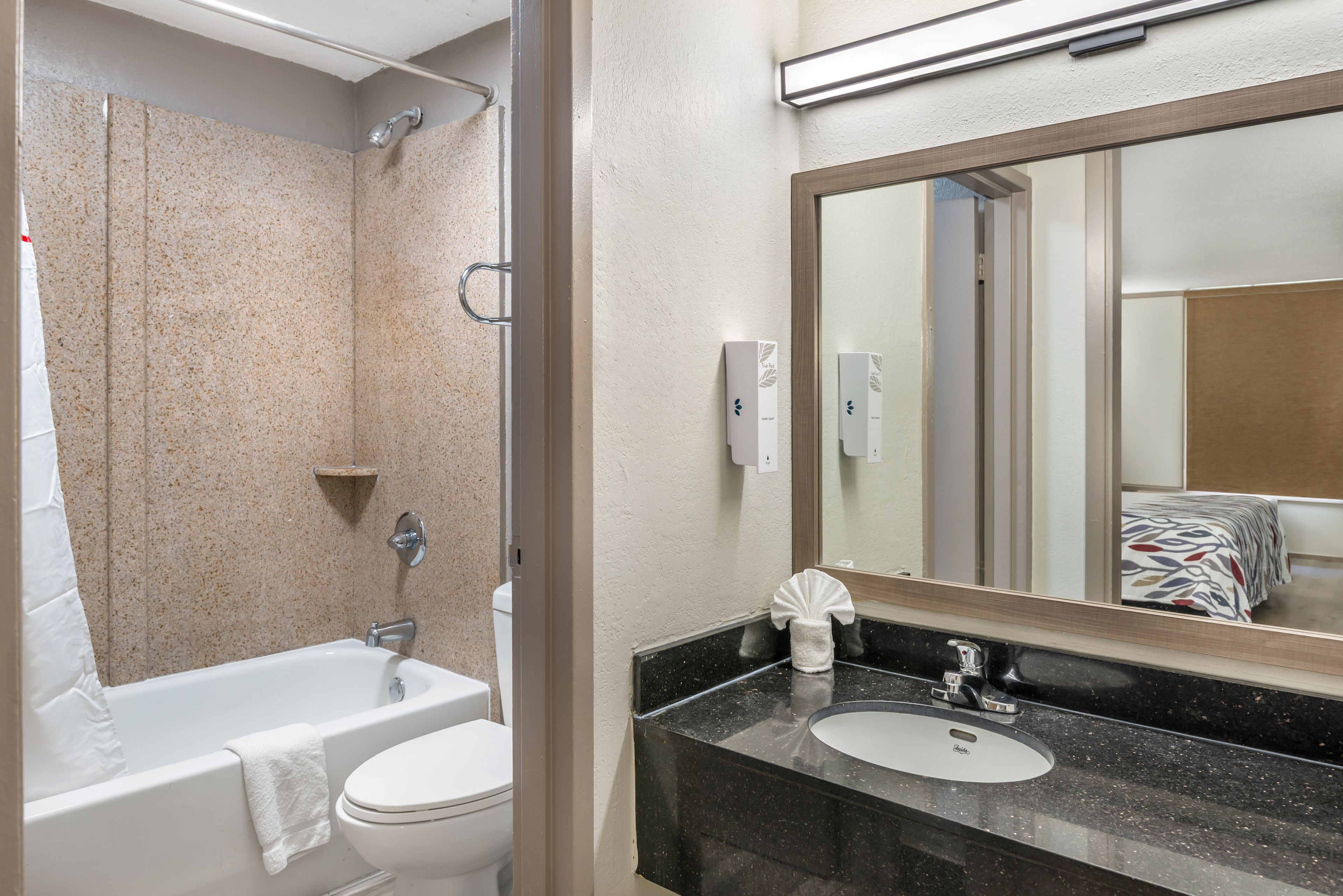Combined shower/tub, free toiletries, towels, soap