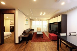 1 soverom, safe på rommet, lydisolert og barnesenger (inkludert)