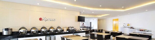 Buffet - Amaris Hotel Karawang (Karawang)