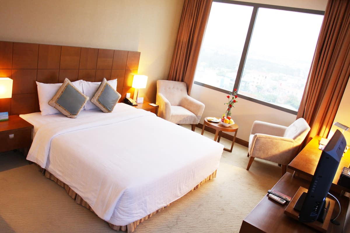 Minibar, odada kasa, ayrı ayrı dekore edilmiş, ayrı ayrı döşenmiş