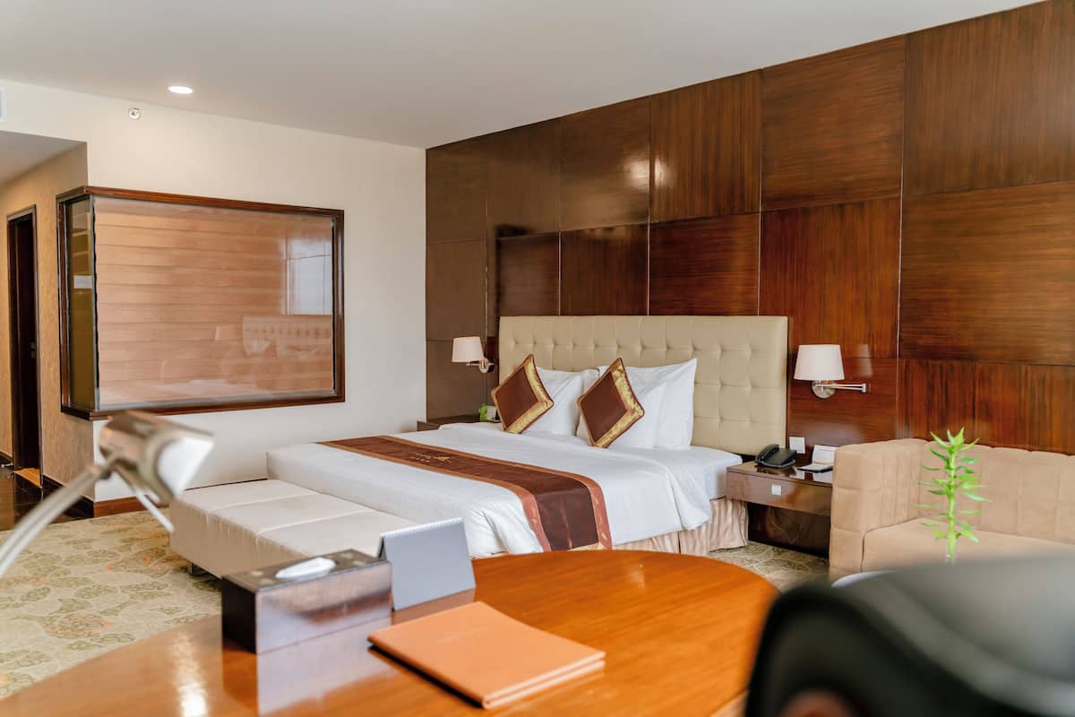 Stüdyo | Minibar, odada kasa, ayrı ayrı dekore edilmiş, ayrı ayrı döşenmiş