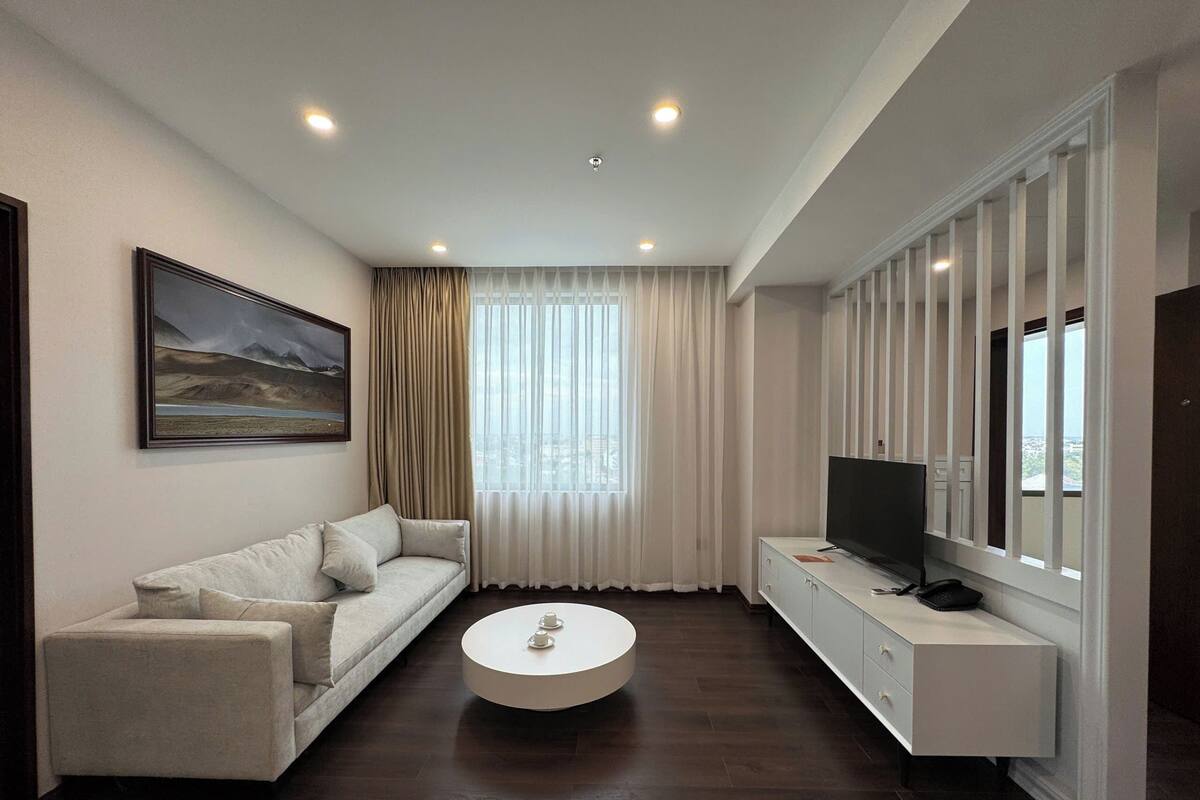 Frigobar, cofres nos quartos, individualmente decorados