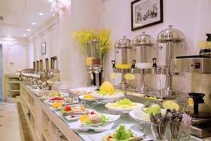 Daily buffet breakfast for a fee - New Era Hotel and Villa (Hanoi)