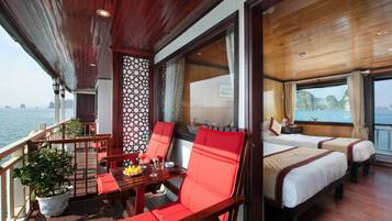 Premium bedding, minibar, in-room safe, desk