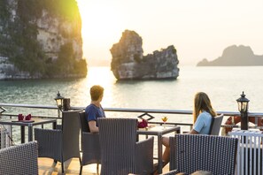 Exterior - Garden Bay Luxury Cruise (Ha Long)