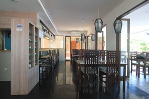 Restaurant - Alit Beach Resort and Villas (Denpasar)
