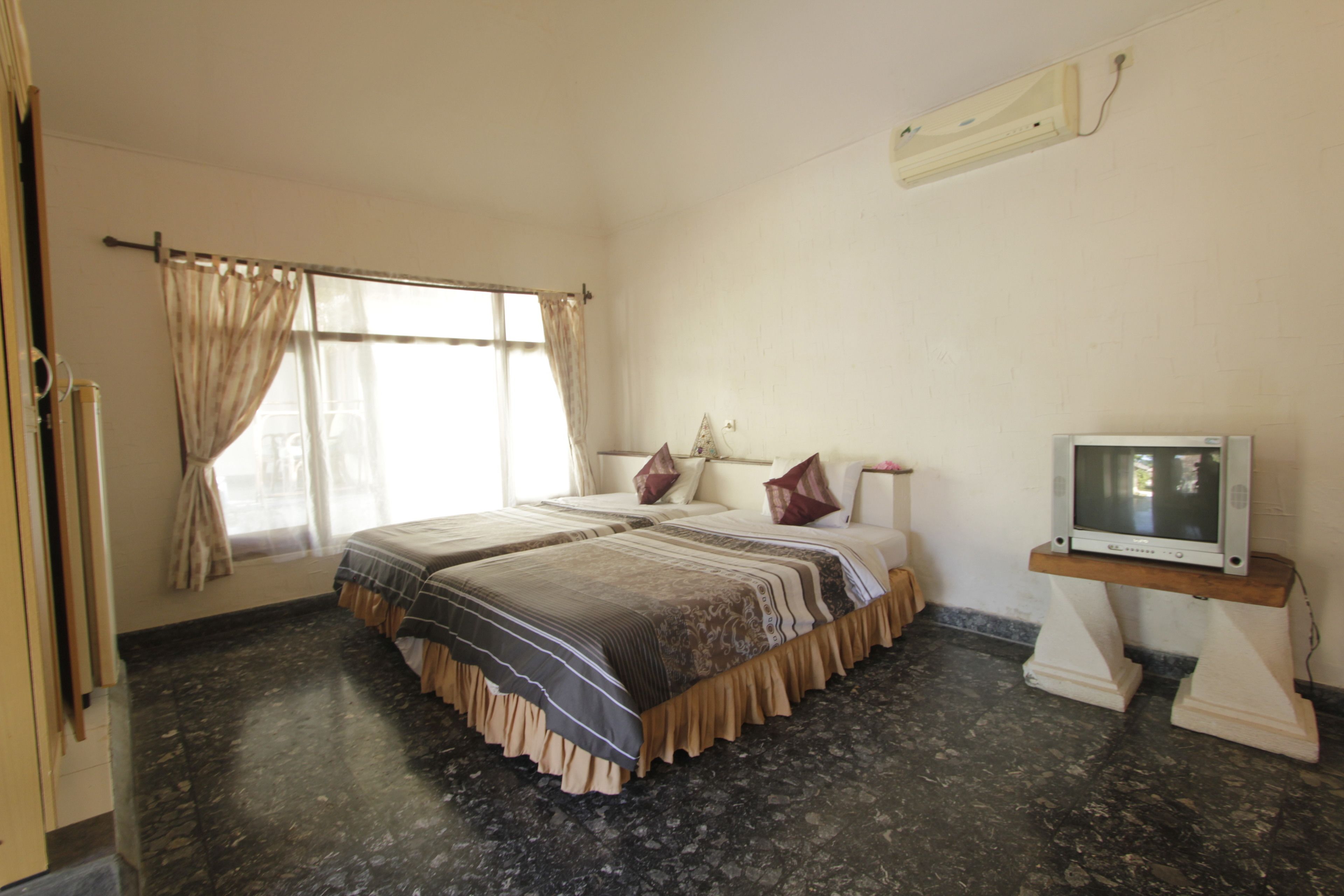 Photo - Alit Beach Resort and Villas