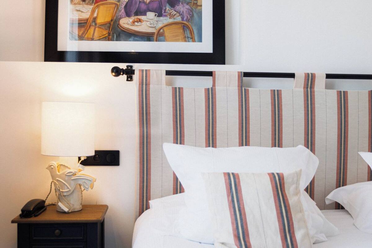 premium double room, 1 king bed | premium bedding, minibar, individually decorated, individually furnished