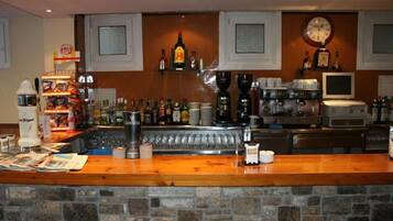 Bar (en la propiedad)