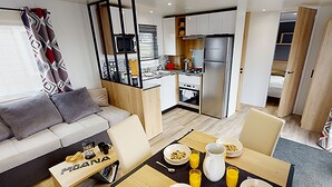 Mobile Home (Excellence with 2 bedrooms) | Living area - Camping Officiel Siblu Les Pierres Couchées (Saint-Brevin-les-Pins)