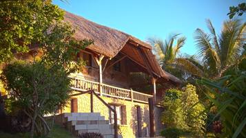 Villa, 4 Bedrooms, Ensuite | 4 bedrooms, in-room safe, blackout drapes, iron/ironing board