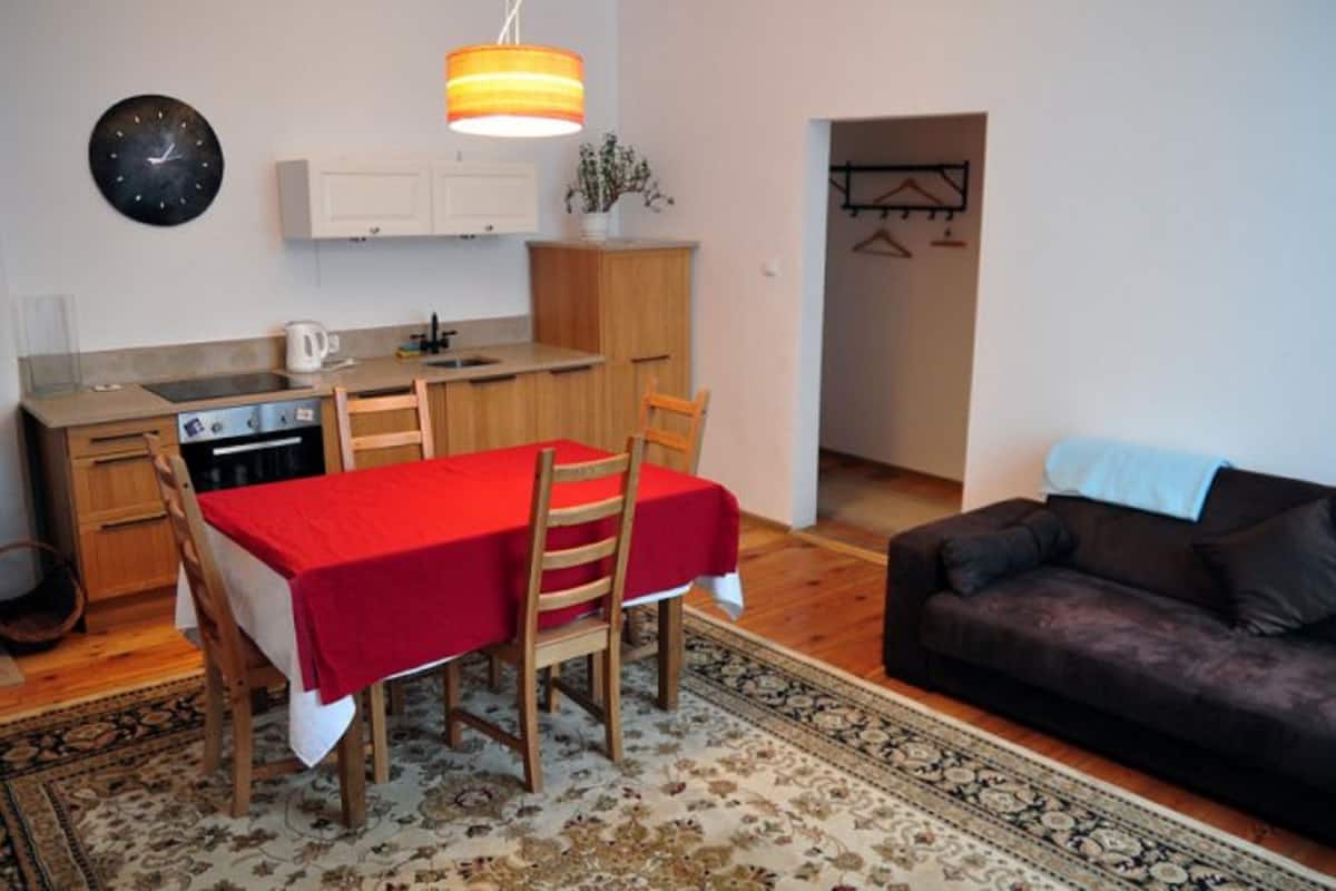 Studio | In-room dining
