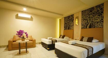 Hotel GRAND ROSELA Yogyakarta