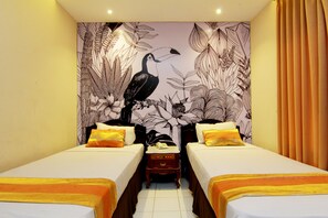 Rom – standard | Sengetøy av topp kvalitet, safe på rommet, skrivebord og lydisolert