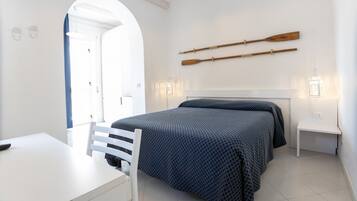 Deluxe-Zimmer, 1 Doppelbett | Schreibtisch, laptopgeeigneter Arbeitsplatz