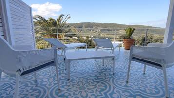 Chambre Deluxe, 1 lit double | Terrasse/Patio