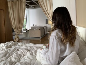 Suite junior, 1 cama King size, balcón, vista al jardín | Vista desde la habitación