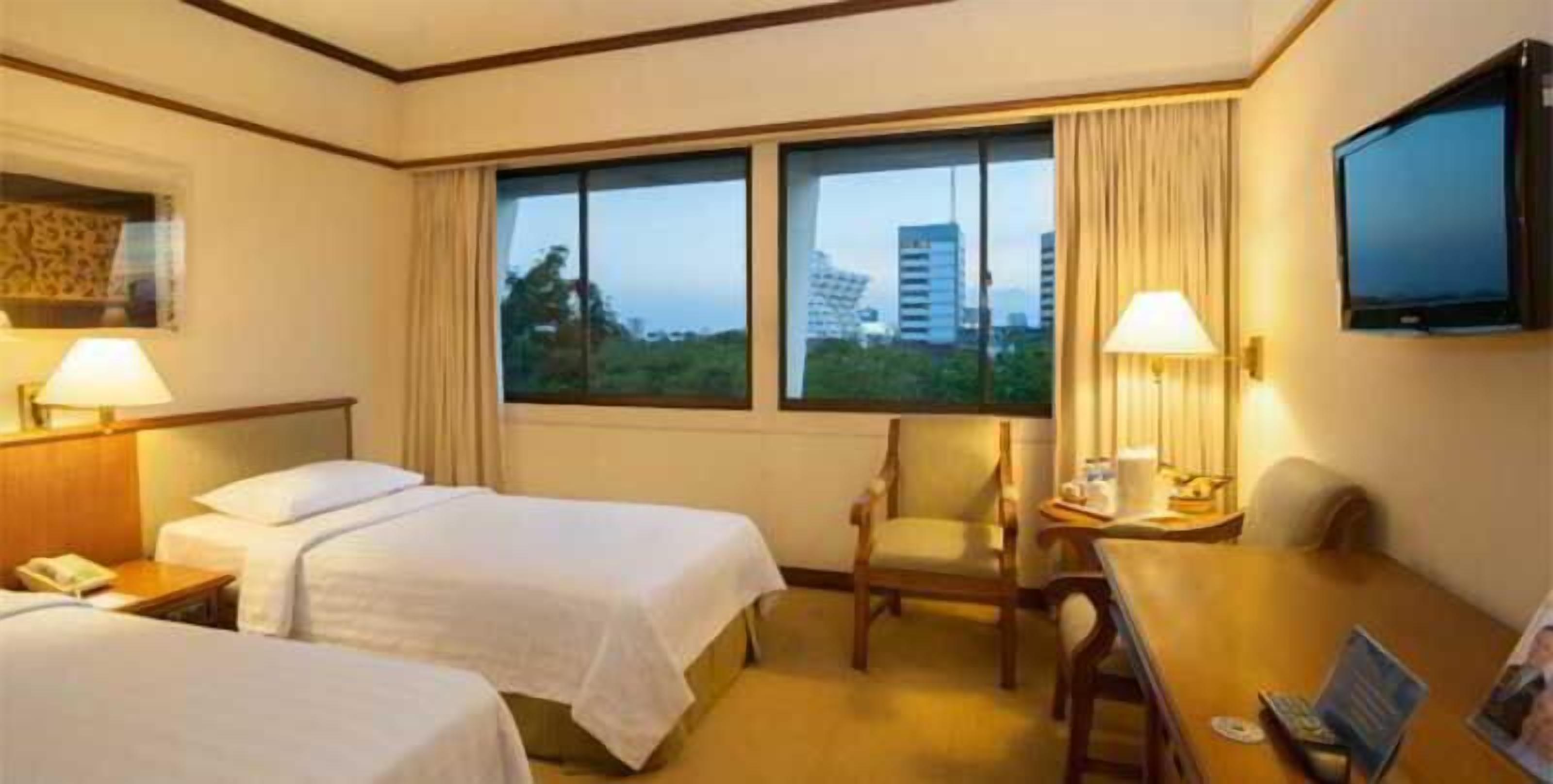 in-room safe, desk, soundproofing, iron/ironing board