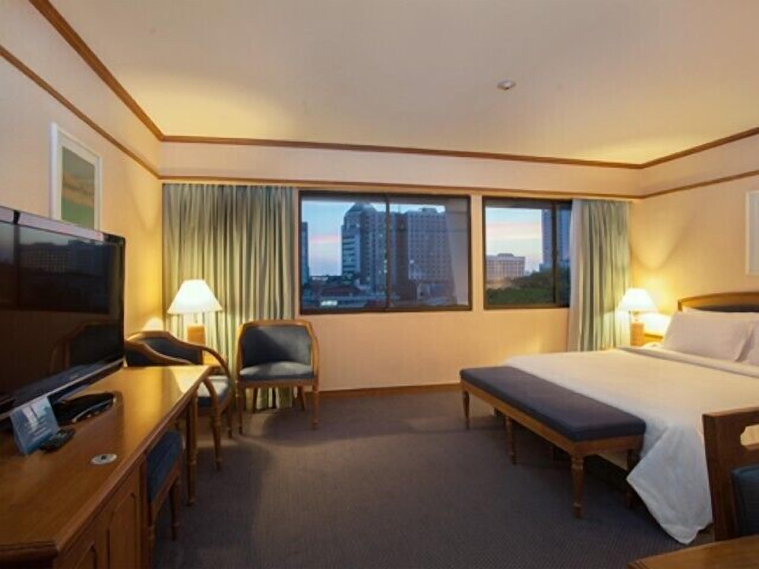 in-room safe, desk, soundproofing, iron/ironing board