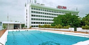 Pool - Elmi Hotel Surabaya (Gresik)
