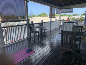 Apartment, 1 Bedroom, Balcony | Living area