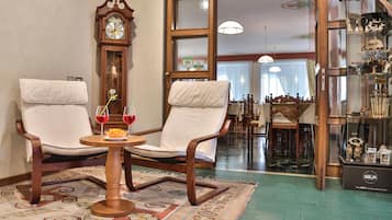 Bar (in der Unterkunft)