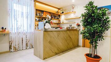 Bar (in der Unterkunft)