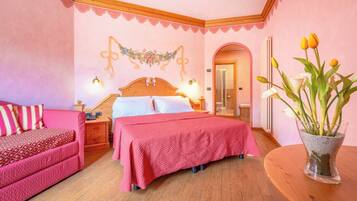 In-room safe, desk, soundproofing, bed sheets