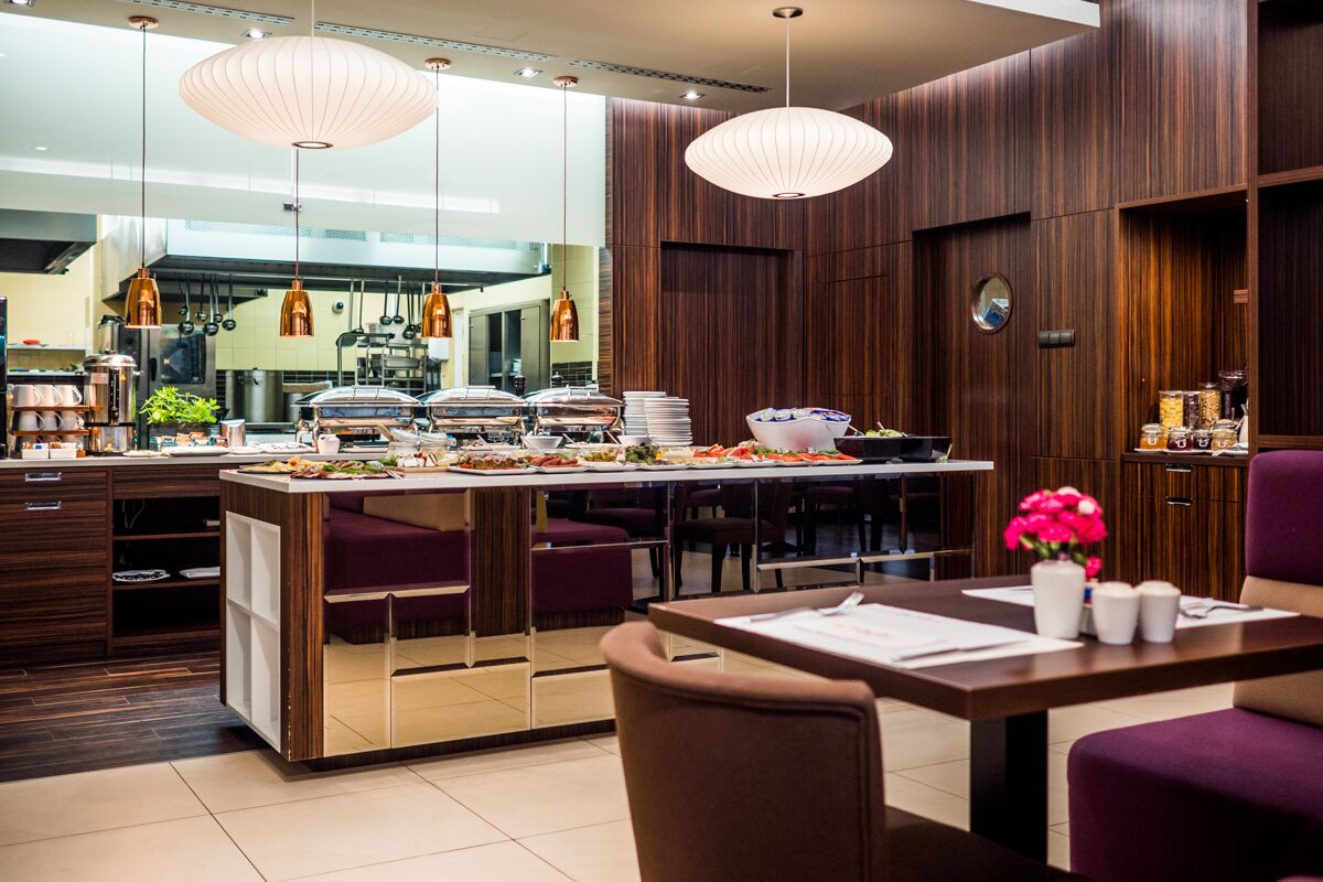 breakfast served, local and international cuisine, al fresco dining