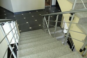 Staircase - Oasis Hotel Apartment (Addis Ababa)