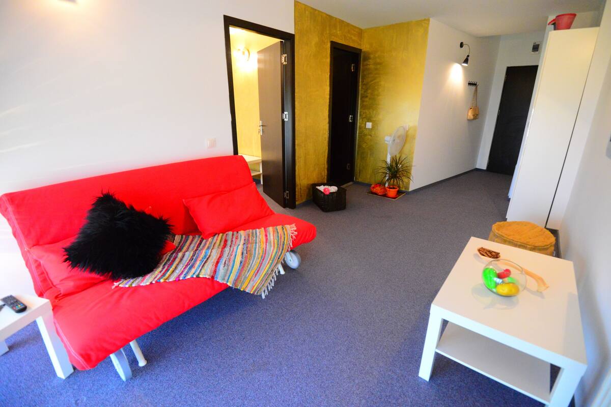 Suite, 1 Bedroom | Living room | Flat-screen TV