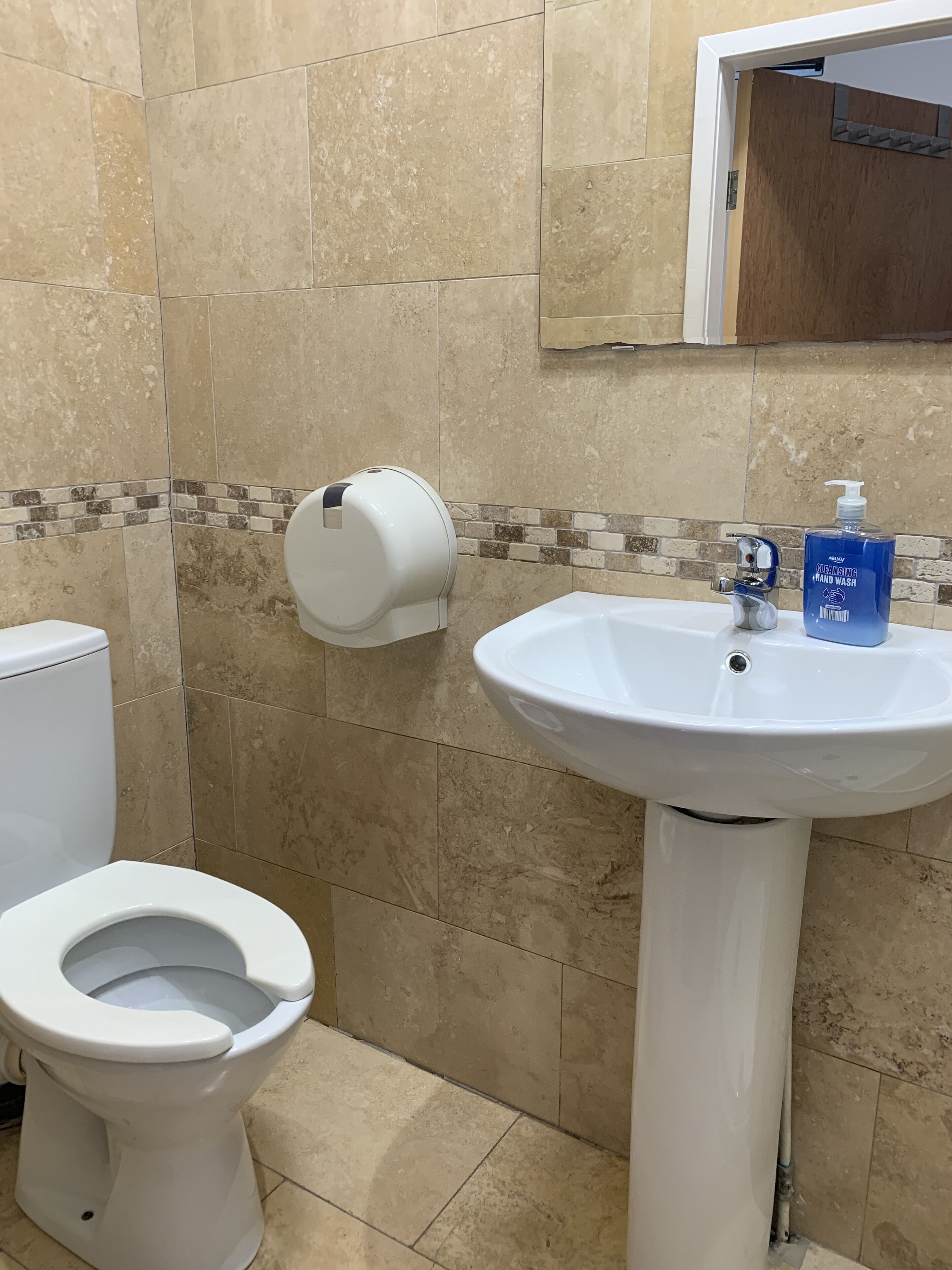 Foto - New Union ADULTS ONLY