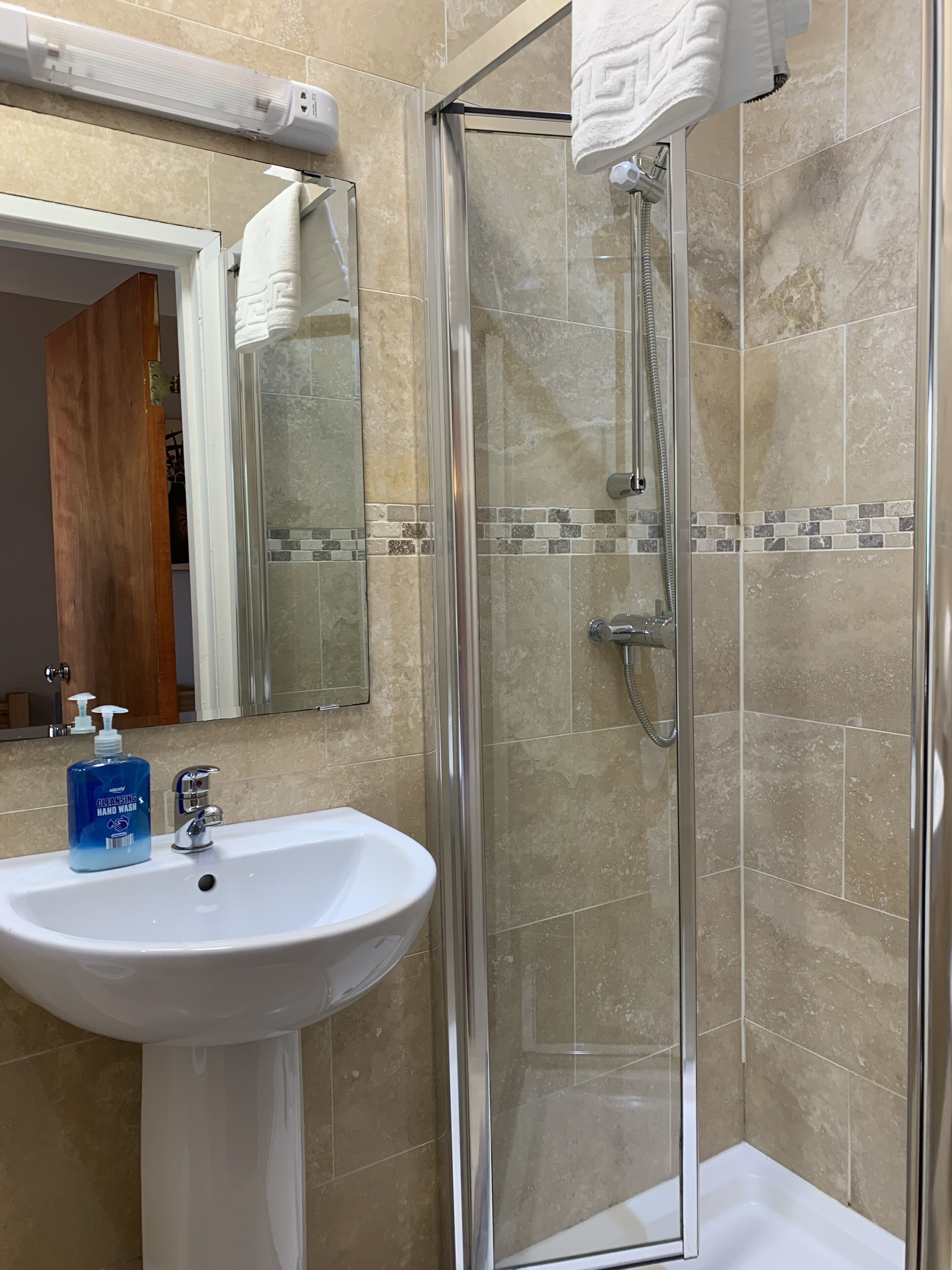 Foto - New Union ADULTS ONLY