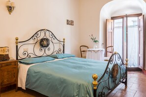 Deluxe Double Room | Individually furnished, desk, rollaway beds, free WiFi